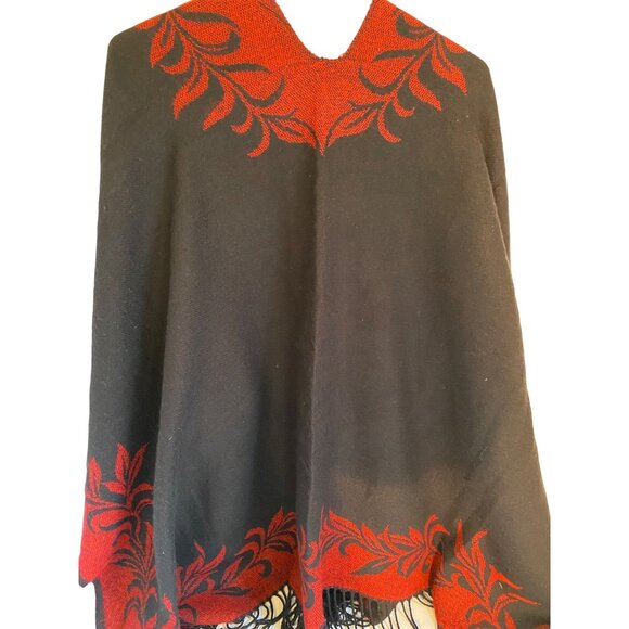 Shawl Reversible Red & Black Floral Patterned Wool Blend  With  Fringe Edges - Picture 5 of 8